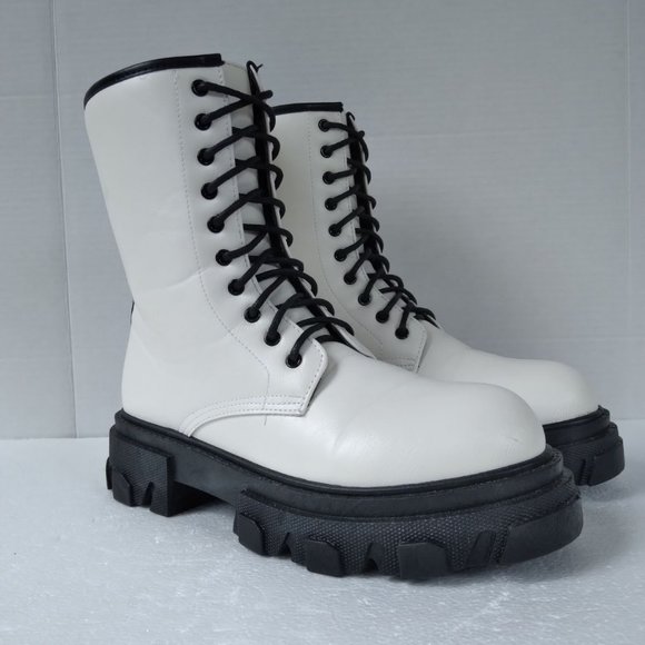 MIA Boots - Picture 1 of 10